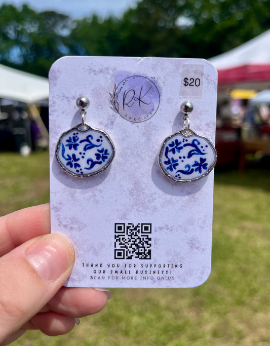 Hand Painted Silver Circle Inlay Chinoiserie Earrings