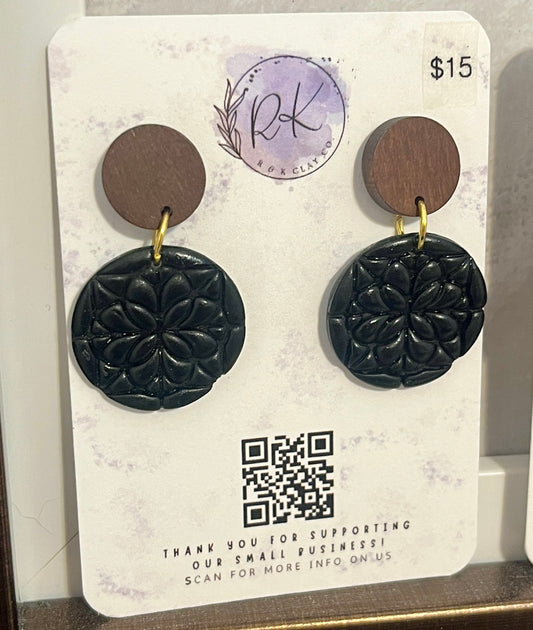Black Patterned Circle Earrings