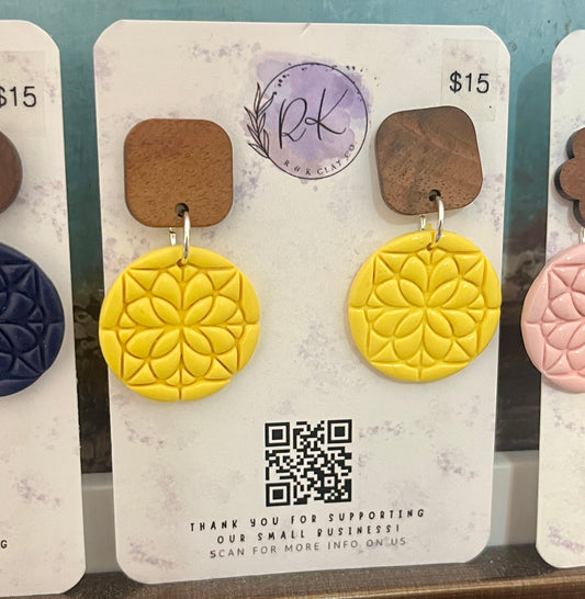 Yellow Patterned Circle Earrings